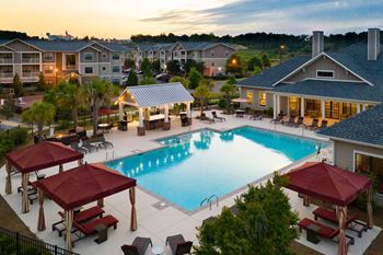 Clear pool view